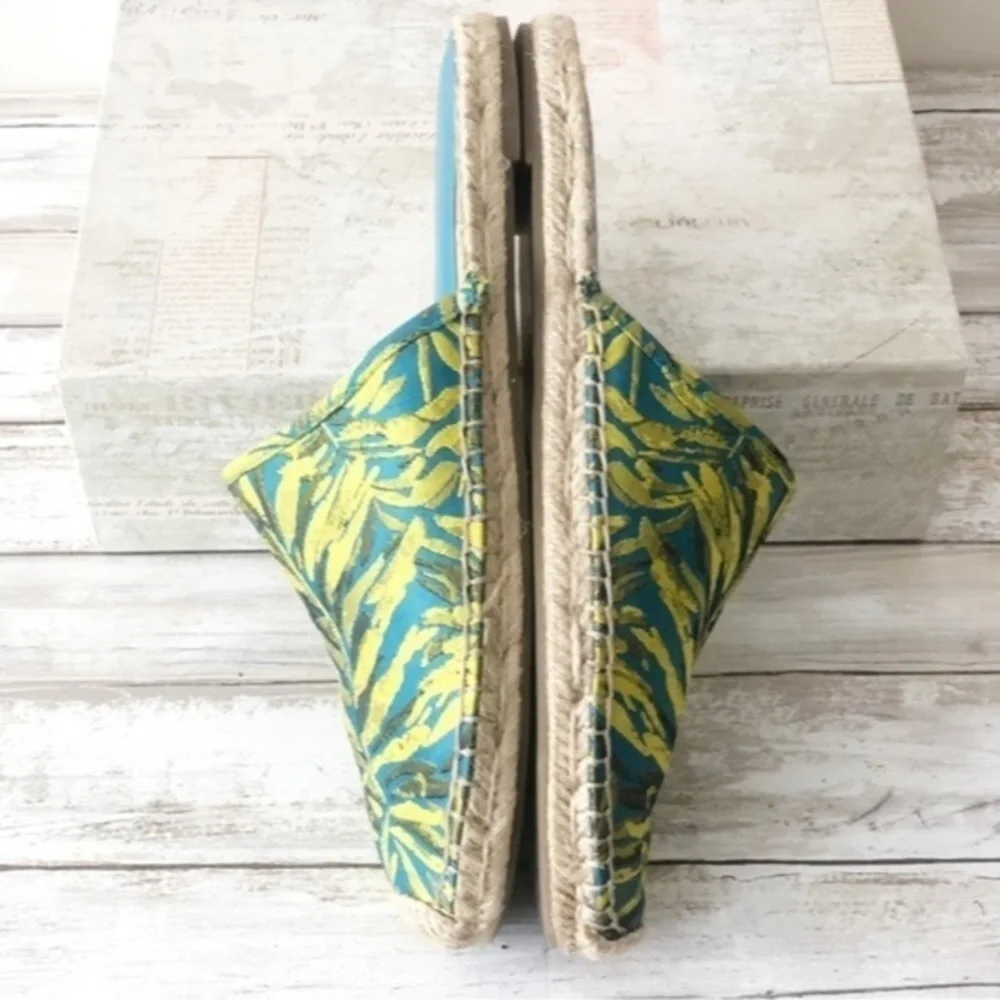 Marc Fisher Palm Leaf Slip On Jute Espadrille Size 9.5M Summer Resort Vacation